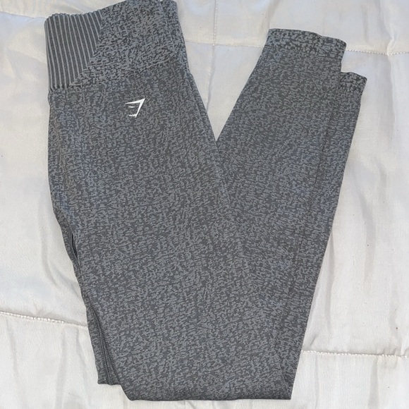 Gymshark leggings - Picture 2 of 3